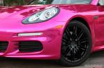 Porsche Panamera Pink Chrome by Impressive Wrap 2016 года